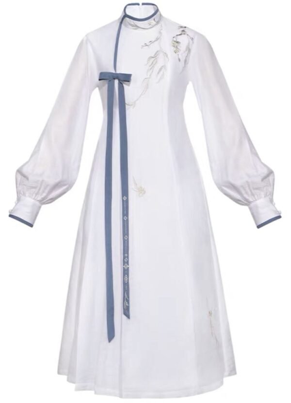 A clothing from Heritage Collection, White and Blue colors.